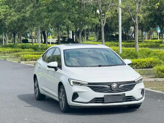 Buick Verano — Фото автомобиля 4