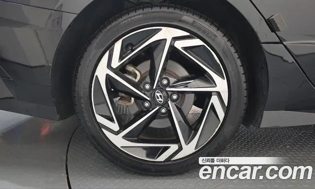 Hyundai Sonata — Фото автомобиля 5