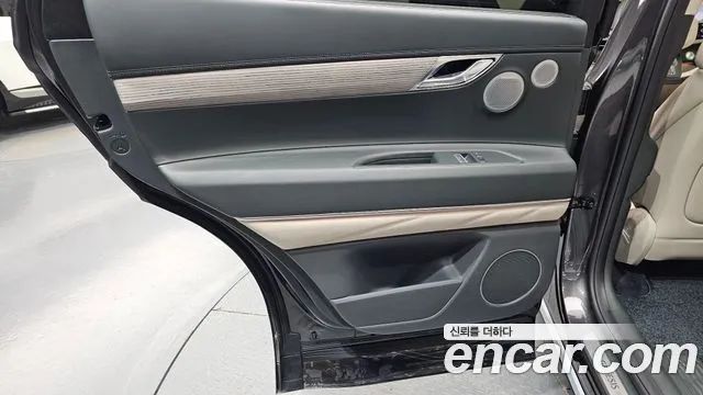 Genesis GV80 2.5T Бензин AWD — Фото автомобиля 25