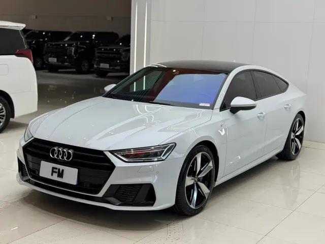 Audi A7 — Фото автомобиля 3