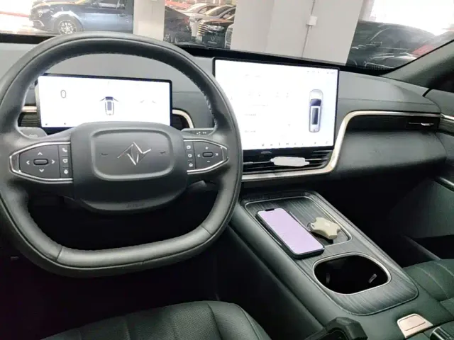 Dongfeng eπ 008 — Фото автомобиля 9