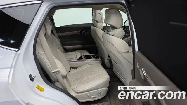 Genesis GV80 — Фото автомобиля 12
