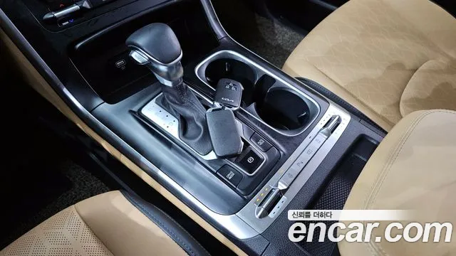 Kia Canival Carnival 4 поколение Дизель 9 мест Prestige — Фото автомобиля 9