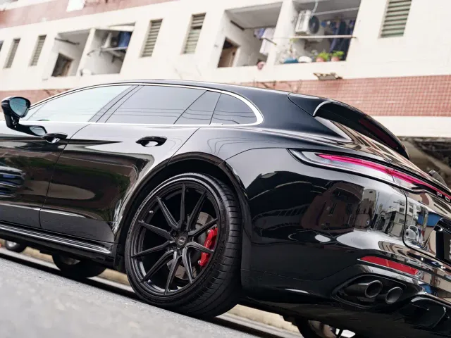 Porsche Panamera — Фото автомобиля 6
