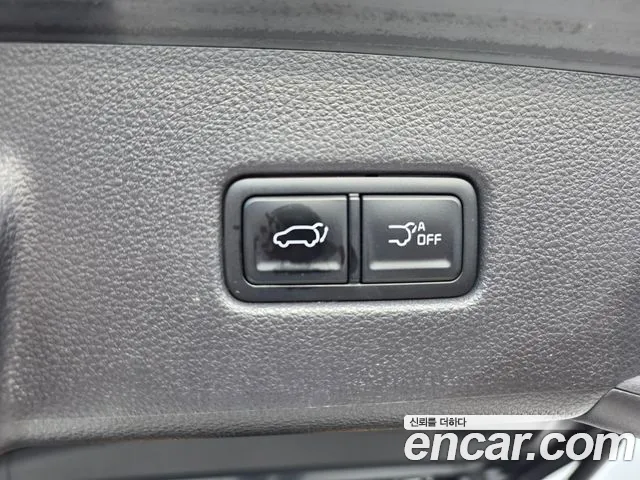 Kia Carnival Generation 4 — Фото автомобиля 18