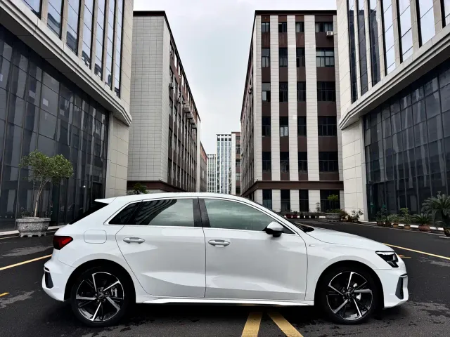 Audi A3 — Фото автомобиля 5
