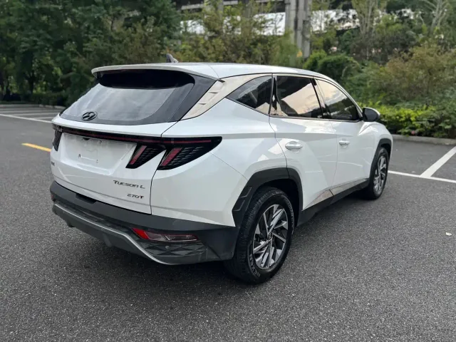 Hyundai Tucson — Фото автомобиля 5