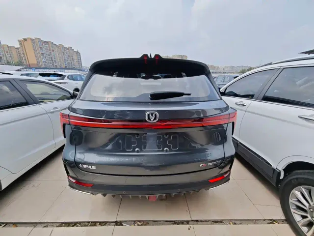 Changan CS75 Plus — Фото автомобиля 15