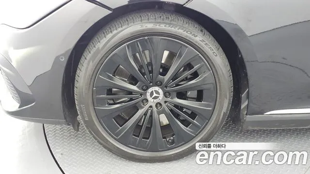 Mercedes-Benz EQE V295 — Фото автомобиля 5