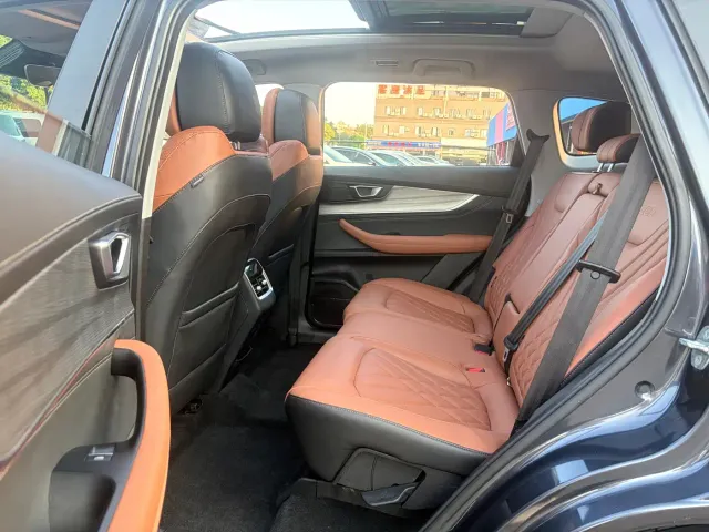 Chery Tiggo 8 PLUS — Фото автомобиля 15