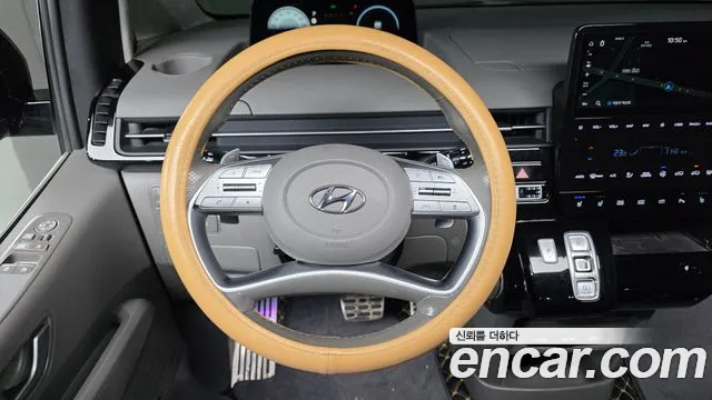 Hyundai Staria Staria Lounge 9 мест — Фото автомобиля 13