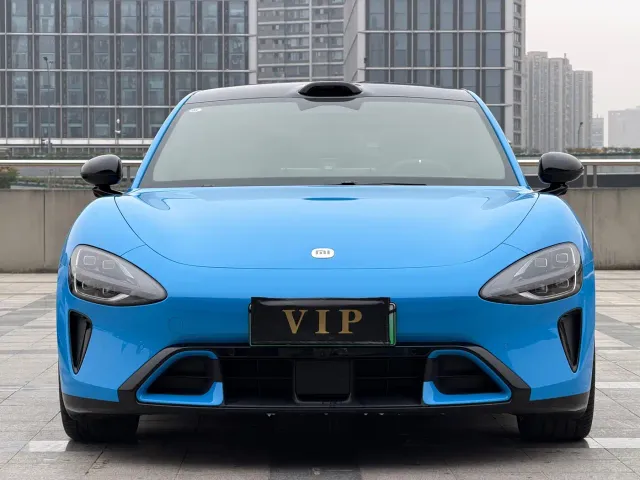 Xiaomi SU7 — Фото автомобиля 2