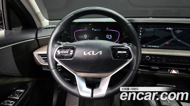 Kia K8 — Фото автомобиля 13