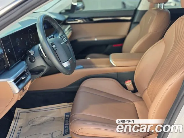 Hyundai Grandeur GN7 — Фото автомобиля 13