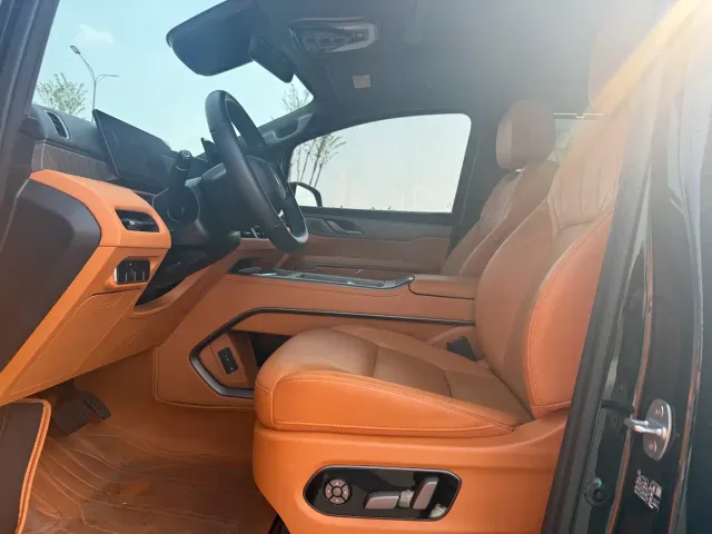 Wey Alpine — Фото автомобиля 9