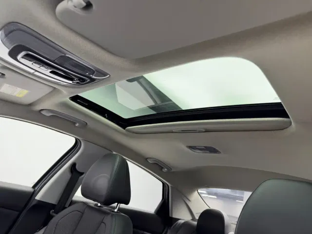 Hyundai Elantra — Фото автомобиля 11