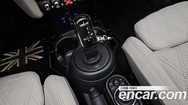 Mini Cooper Convertible — Фото автомобиля 9
