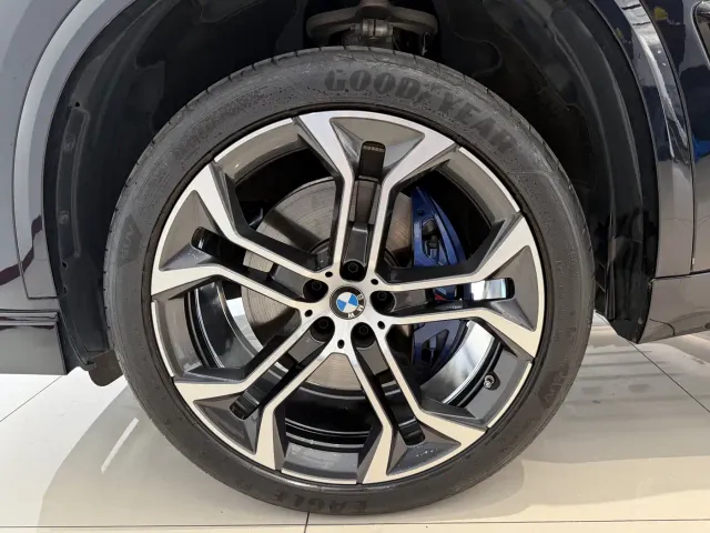 BMW X5 — Фото автомобиля 24
