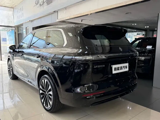 Huajing Baojun S — Фото автомобиля 3