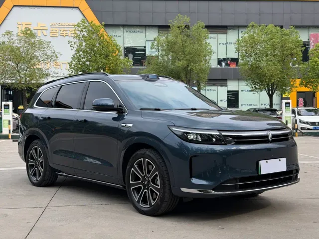 Aito M7 — Фото автомобиля 3