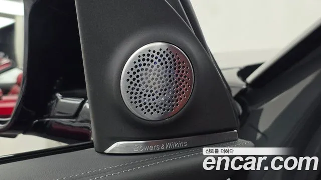 BMW XM — Фото автомобиля 25
