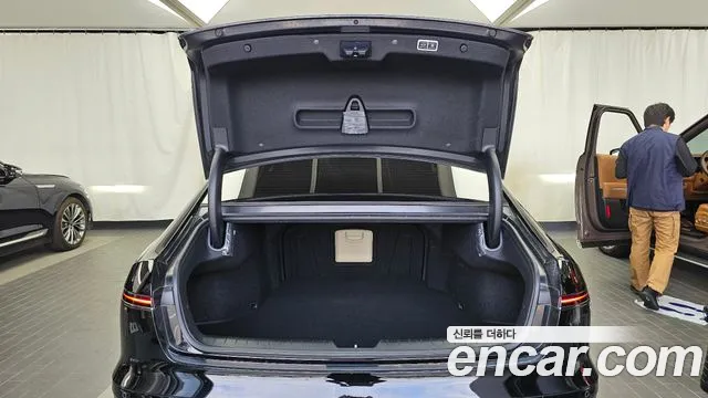 Hyundai Grandeur GN7 — Фото автомобиля 26