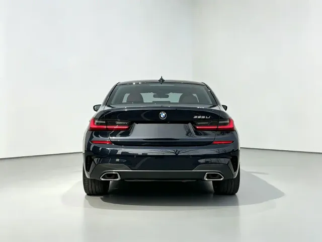 BMW 3 Series — Фото автомобиля 8