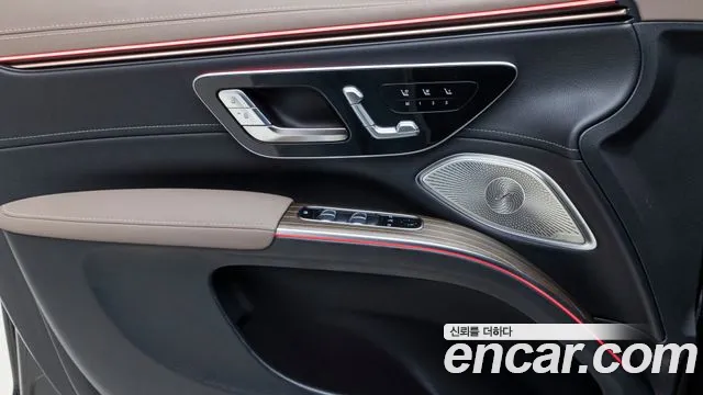 Mercedes-Benz EQS — Фото автомобиля 11
