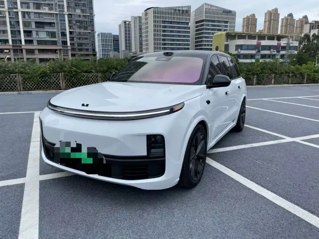 Фотография автомобиля — Li Auto L9