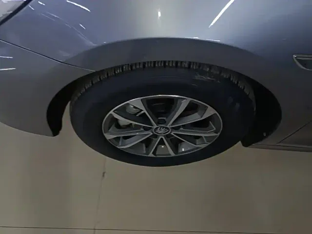 BYD Qin PLUS — Фото автомобиля 21