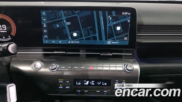 Hyundai Kona Kona (SX2) Бензин 1.6 турбо 2WD — Фото автомобиля 14
