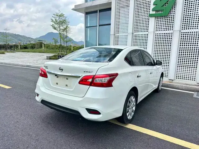 Nissan Sylphy — Фото автомобиля 27