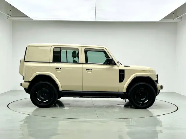 iCAR V23 — Фото автомобиля 9