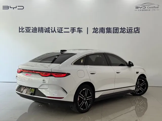 BYD Qin L — Фото автомобиля 12