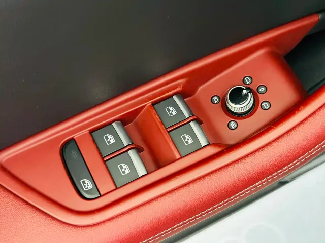 Audi A4L — Фото автомобиля 11