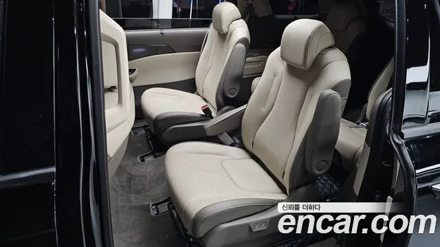 Kia Canival Carnival 4 поколение 9 мест Signature — Фото автомобиля 12