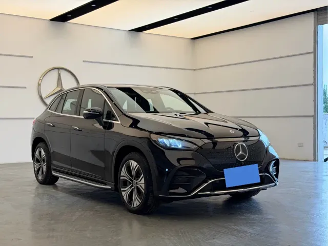 Mercedes-Benz EQE SUV — Фото автомобиля 4