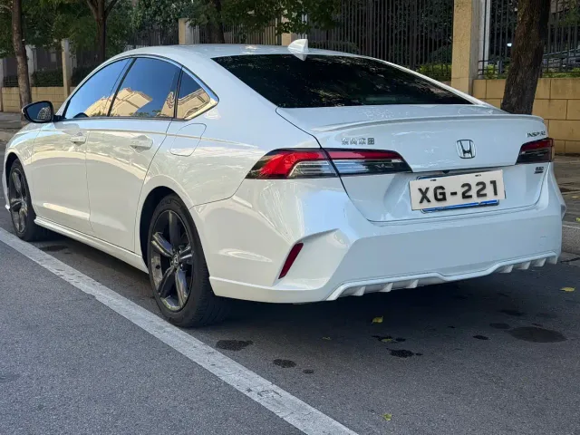 Honda Inspire — Фото автомобиля 9