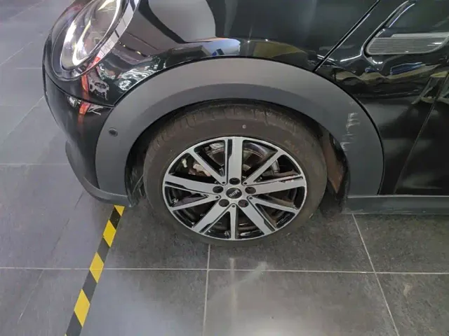 MINI Hatch — Фото автомобиля 22