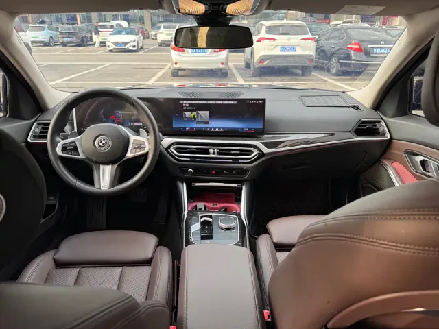 BMW 3 Series — Фото автомобиля 5