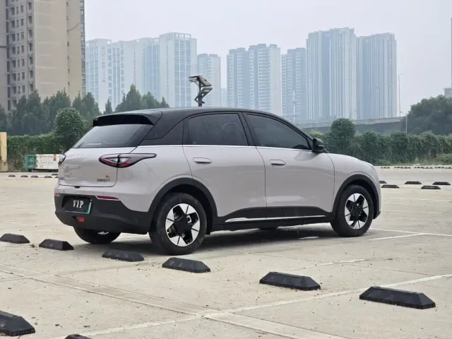 Geely Starry Wish — Фото автомобиля 9