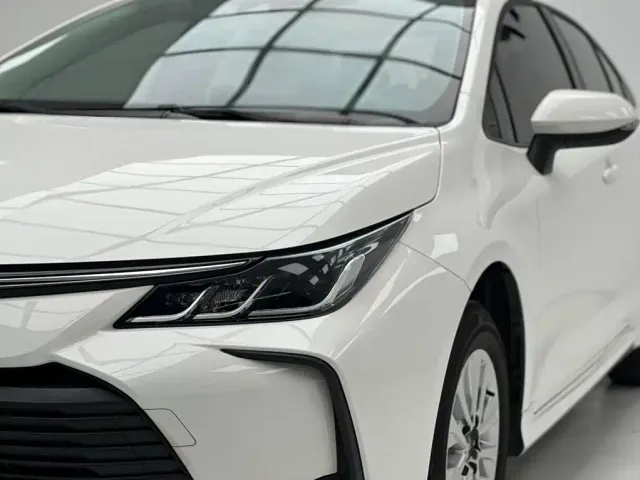 Toyota Corolla — Фото автомобиля 4