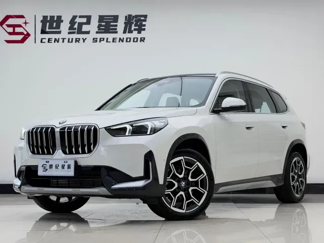 Фотография автомобиля — BMW X1