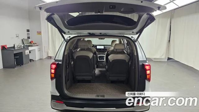 Kia Carnival 4th Gen — Фото автомобиля 22