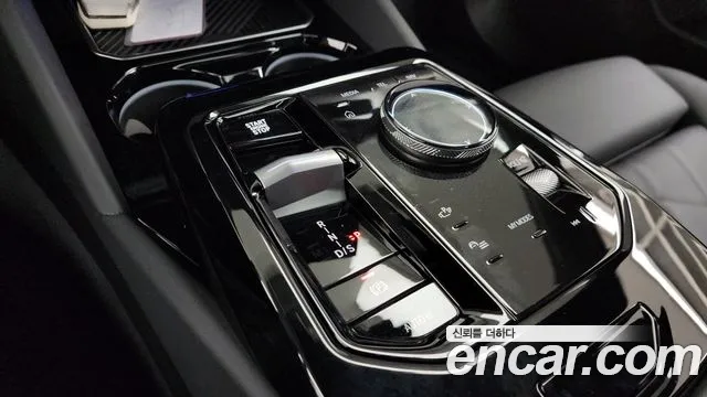 BMW 5-Series — Фото автомобиля 9