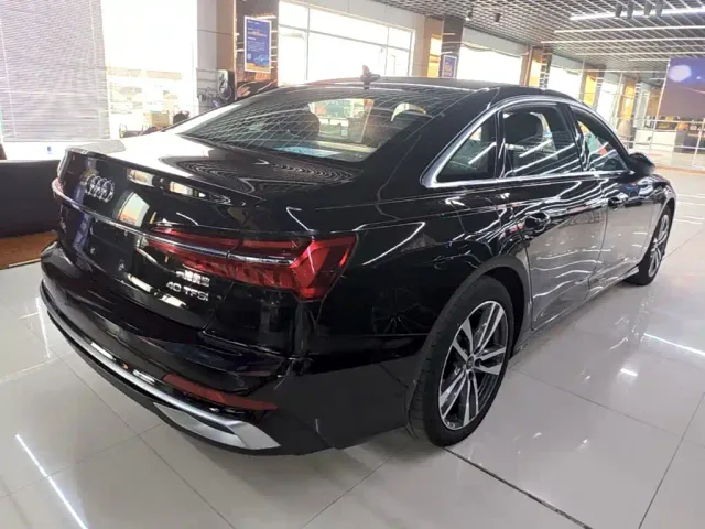 Audi A6L — Фото автомобиля 6