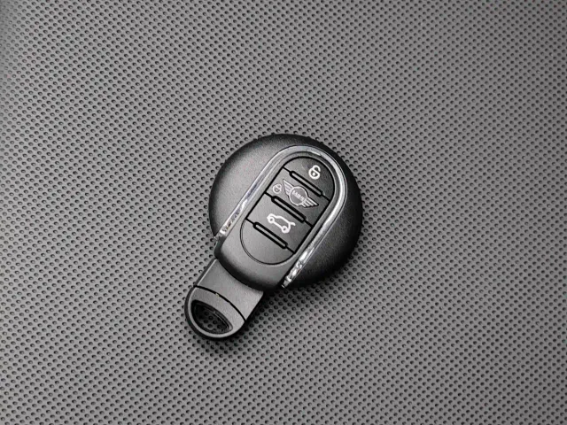 MINI Hatch — Фото автомобиля 10