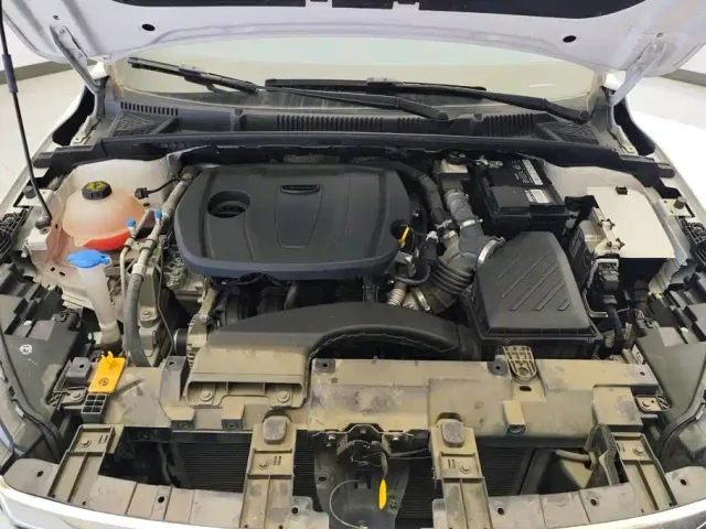 Geely Emgrand — Фото автомобиля 10