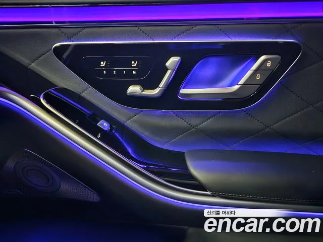 Mercedes-Benz S-Class — Фото автомобиля 12