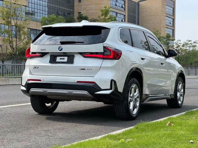 BMW X1 — Фото автомобиля 16
